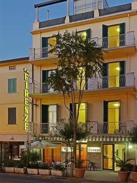 Hotel Firenze Βιαρέτζιο Εξωτερικό φωτογραφία